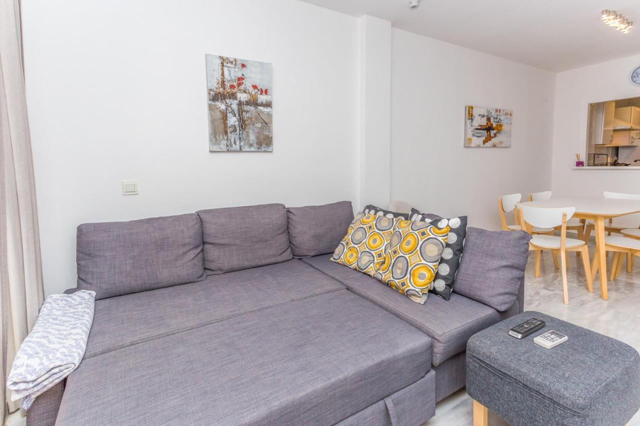 Gran Calahonda 2Br 2Ba With Terrace Wifi/Ac/Pool Apartman Sitio de Calahonda Kültér fotó